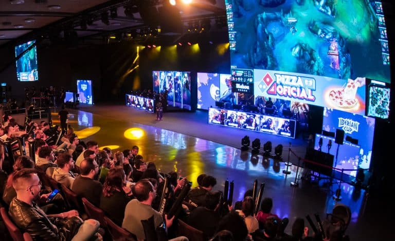 Dominos Refuerza Su Compromiso Con Los Esports Y Renueva Por Dos A Os